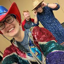 Summer service highlight: Claudia Tabor! Claudia is serving this summer  with Totus Tuus as a missionary in the Omaha Archdiocese. She travels each  week to a different parish to bring the camp