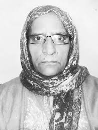 A visit to the home of Late Alhaji Ishaka Alfa Wali. Mallam Akus Lawal who  was received into the home of the Late elder stateman by his son Alhaji  Tijani Ishaka Alfa