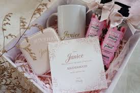 The best selection of bridesmaid gifts! Kak Windy S Personalized Bridesmaid Gifts By Ivyhampers Bridestory Com