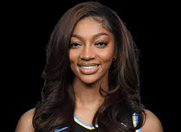 Imagine how opposite crap people would talk if Caitlin was black and Reese  was whit