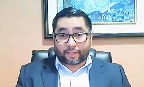 Luis León dimite como director del Instituto Holandés para la Democracia