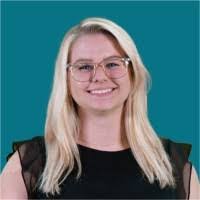 Danielle Cepeda's Instagram, Twitter & Facebook