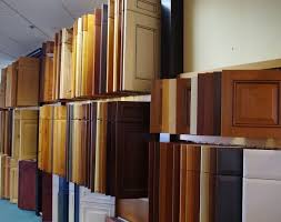 Hang Cabinet Doors In Showroom Cabinet Door Style Options Kitchen Cabinet Door Styles Kitchen Design Showrooms Cabinet Door Styles