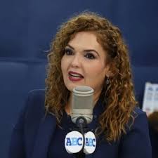 Llamado a trabajar de Laura Perla Córdova