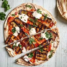 Warm lamb mince seasoned with middle eastern spices is mixed with fragrant fresh herbs, juicy pomegranate jewels and crunchy pine nuts. Harissa Grilled Eggplant Flatbread With Labneh And Roasted Red Pepper Sauce By Aichabouhlou Quick Easy Recipe The Feedfeed