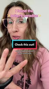 Abbie Evans's Instagram, Twitter & Facebook