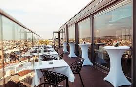 Mehr zu gesundheit & sicherheit. Das Haus Des Meeres Eroffnet Ein Rooftop Restaurant Foto Kosmo