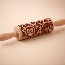 Arjmide Squirrel Rolling Pin for Christmas Baking Deep Engraved Wooden  Embossed Owl Bear Animal Rolling Pin For Kid Cookie Tool - AliExpress
