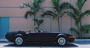 That ferrari 365 gts/4 daytona spider imposter had to go, and it was early in the third season when it happened. Funf Dinge Die Sie Noch Nicht Uber Miami Vice Wussten Classic Driver Magazine