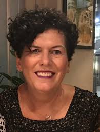 ➰➰➰Let's talk short curly hair Have you ever wondered what styles to have  with short curly hair! Well Karen my lovely client has rocked lots of  different shapes and has now embraced