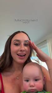 Chloe Gottschalk Bounds Pregnancy Story