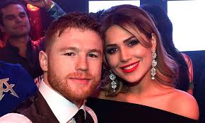 Canelo alvarez is only 25 years old and has not completely settled down when it comes to his dating life. Meet Fernanda Gomez Canelo Alvarez S Girlfriend Essentiallysports