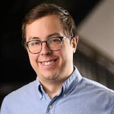 Craig Alvarez's Instagram, Twitter & Facebook