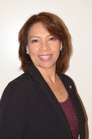 Araceli Reyes's Instagram, Twitter & Facebook