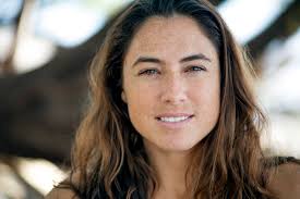 Kelly Potts's Instagram, Twitter & Facebook