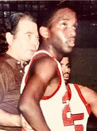 Na this kind type, make guys see girls finish