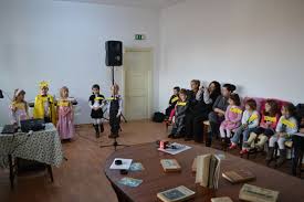 Adesea la scăldat mergeam în ochiul de pădure, la balta mare ajungeam Eminescu Omagiat Printr Un Concurs De Recitat Poezii La Odoreu Gazeta De Nord Vest