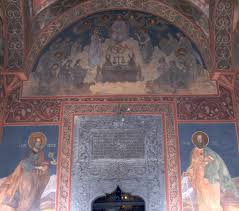 Biserica alba, ridicata in 1602, hram sfantul nicolae 3,tel: Sfintii Apostoli Petru Si Pavel
