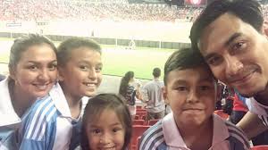 Putra Keduanya Ikut Kompetisi di Singapura, Ini Harapan Donna Agnesia dan  Darius Sinathrya