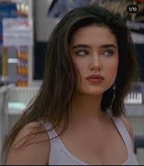 Phoebe Cates, Jennifer Connelly, Diane Lane or Heather Graham Which actress  part. 2? Winona killed the last one 💙🩵