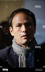 O robot hi-res stock photography and images