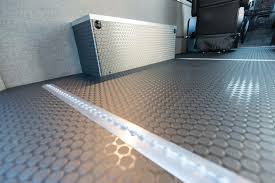 Pin By Malinavill Villanyszereles On Outside Van Sprinter Van Sprinter Van Conversion Sprinter Conversion