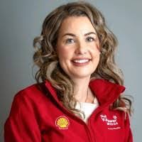 Lesley Summers's Instagram, Twitter & Facebook