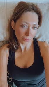 Billions of eyes,but I only want to look in yours.💗🙃🫶