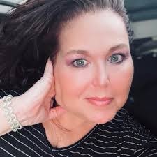 Cary Porter's Instagram, Twitter & Facebook