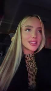 Beatriz Andrade (@bbiand)'s videos with Folded x Miss Independent