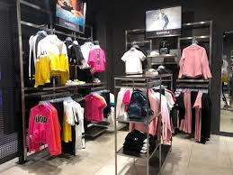 Fällt ihnen also ein besonders günstiger artikel im puma outlet auf, der auch genau ihrem geschmack entspricht, dann sollten sie schnell zugreifen. Puma Butik Malaysia Online Shopping For Women Men Kids Fashion Lifestyle Free Delivery Returns