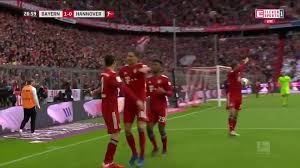 Po 6 minutach mateusz klich uderzył tuż ponad bramką rywali. Bramka Roberta Lewandowskiego Przeciwko Hannoverowi Liga Niemiecka Pilka Nozna
