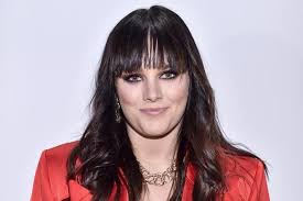 Zpěvačka ewa farna porodila chlapečka artuše. Zdjecie Synka Ewy Farnej Trafilo Do Sieci Ukrywala Przed Wszystkimi Straszna Chorobe Super Express Wiadomosci Polityka Sport