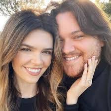 Evan Barrett's Instagram, Twitter & Facebook