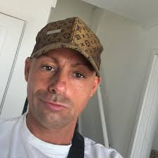 Today he learned… 😅 #bees #husband #dadjoke