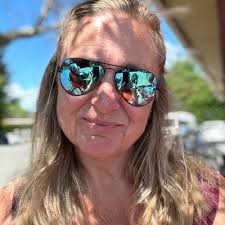 Karen Wake (@karenwake)