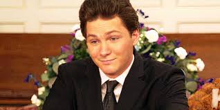 Young Sheldon's Secret Funeral Cameo Pokes Fun At A Long-Running Spinoff  Plot Hole