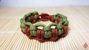 Paracord wrist lanyard made with the snake knot: 74 Diy Paracord Bracelet Tutorials Explore Magazine