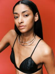 Rue Johnson's Instagram, Twitter & Facebook