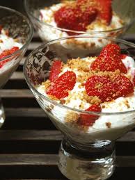 Trifle Aux Fraises Citron Et Mascarpone Recette Alimentation Recette Mascarpone