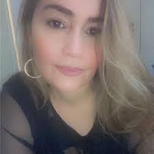 Charlene Sinclair 🦟 (@lachuperamigaa)