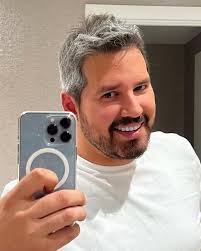 James Nicklaus (@donydenuccio08)