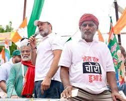 रांची पहुंचे अखिलेश यादव, हेमंत सोरेन जी के दुख में हम साथ, साथ ही भाजपा पर  बोला हम"ला..!
