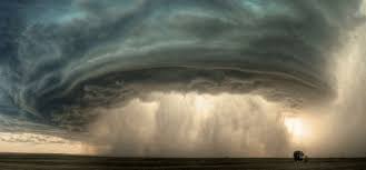 Tornados aesthetic nature in 2020 | nature gif, nature. Un Photographe Accuse Netflix D Avoir Utilise Une De Ses Images Sans Autorisation Dans Stranger Things Konbini