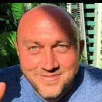 30+ perfiles de «Luzzi»