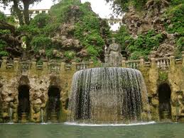 Gardens in Tuscany | Italian Renaissance garden | Podere Santa Pia, hidden treasuren in Tuscany