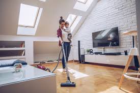 The 8 Best Hardwood Floor Vacuums To Buy In 2020 In 2020 Vacuum For Hardwood Floors Best Hardwood Floor Vacuum Best Wood Flooring