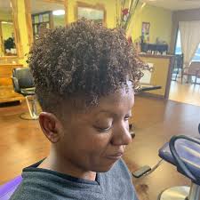 We Love Janorehair Finger Curls If You Re You Re Looking For A Curl Whisperer Give Us A Call And Ask For Jas Natural Hair Salons Curl Whisperer Finger Curls