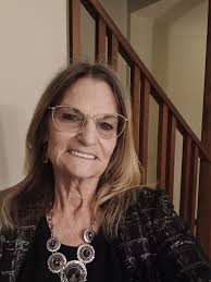 Embracing Natural Hair Growth for Women Over 50