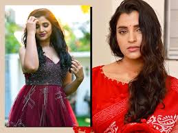 Telugu Anchor Shyamala Stunning Looks In Latest Saree Photos, Goes Viral -  Sakshi